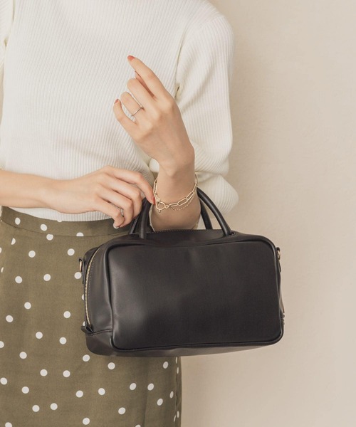 RODE SKO(ロデスコ)の「ミディアムボストンショルダーバッグ(ボストンバッグ・レディース・ブラック/ボルドー・ONE)」の5枚目の写真