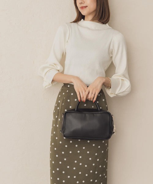 RODE SKO(ロデスコ)の「ミディアムボストンショルダーバッグ(ボストンバッグ・レディース・ブラック/ボルドー・ONE)」の9枚目の写真