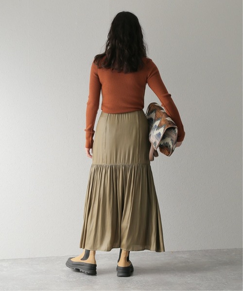 JOURNAL STANDARD(ジャーナルスタンダード)の「フィットギャザーロングスカート(スカート・レディース・カーキ/ホワイト/ブラック・38/36)」の9枚目の写真