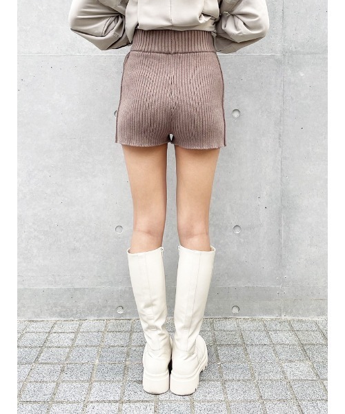 ENVYM(アンビー)の「アウトシームニットSPT(その他パンツ・レディース・ホワイト/ブラック/Moca・FREE)」の7枚目の写真