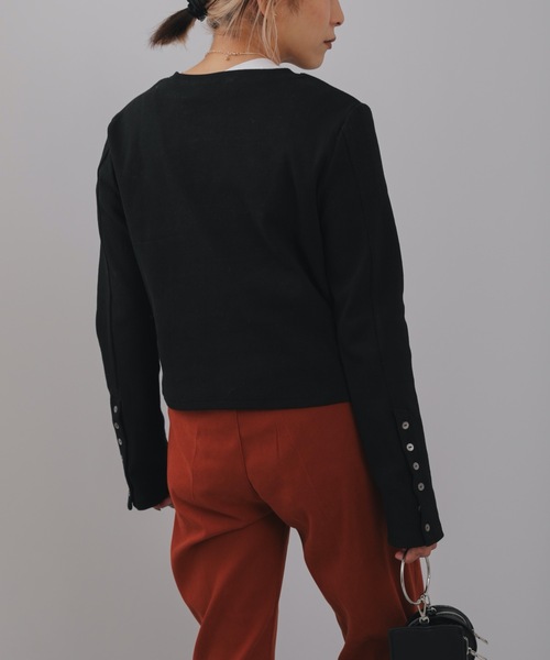 ap retro（アプレトロ）の「ヘビーウエイトリブボタンショート丈カーディガン（カーディガン/ボレロ・レディース・ブラック/アイボリー/グリーン・FREE）」の11枚目の写真