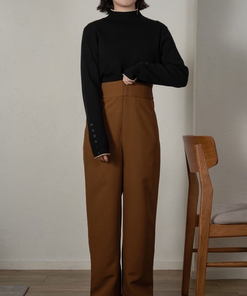 lawgy(ラウジー)の「bi color sleeve button knit(ニット/セーター・レディース・ブラック/ベージュ/ブラウン・FREE)」の18枚目の写真