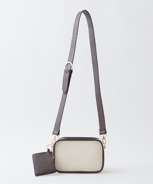 natural couture(ナチュラルクチュール)の「バイカラーショルダーバッグ(ショルダーバッグ・レディース・ブラック/ブラウン/アイボリー・FREE)」の3枚目の写真