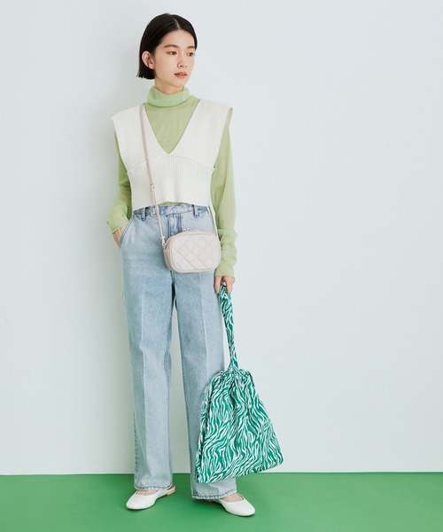 ADAM ET ROPE'（アダムエロペ）の「キルティングミニショルダーバッグ（ショルダーバッグ・レディース・ブラック/オフホワイト/グリーン・FREE）」の20枚目の写真