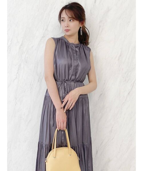 dazzlin（ダズリン）の「ティアードフレアワンピース（ワンピース・レディース・ベージュ/アイボリー/パープル/オフホワイト/ブラウン/ブルー・FREE）」の7枚目の写真