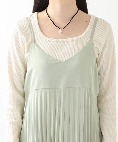 ALAND(エーランド)の「3.3Field Trip/プリーツノースリーブワンピース 2275880(ワンピース・レディース・ブラック/グリーン/ラベンダー・FREE)」の14枚目の写真