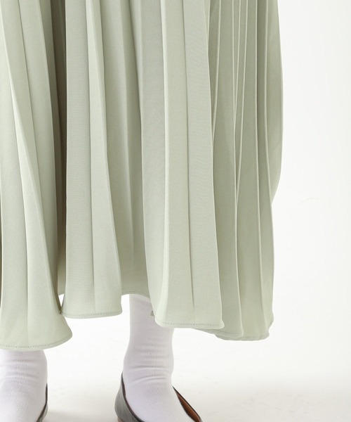 ALAND(エーランド)の「3.3Field Trip/プリーツノースリーブワンピース 2275880(ワンピース・レディース・ブラック/グリーン/ラベンダー・FREE)」の16枚目の写真