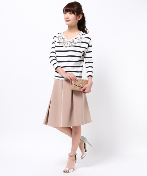 GRACE CONTINENTAL(グレースコンチネンタル)の「ビジューニットトップ(ニット/セーター・レディース・ホワイト/ブラック/イエロー・36)」の8枚目の写真