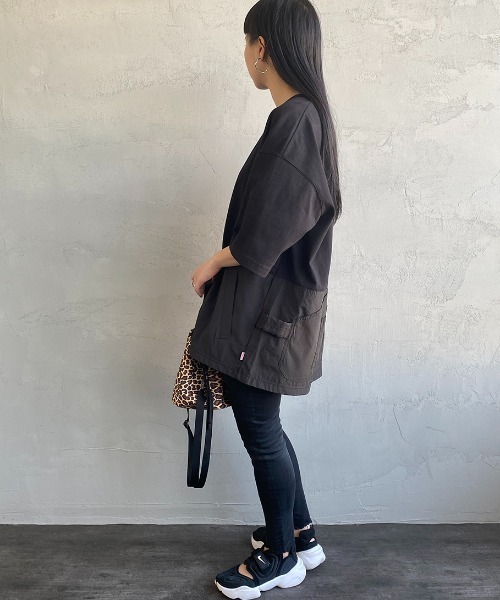 CHUMS（チャムス）の「[CHUMS/チャムス] ヘビーウェイト バックサイドユーティリティポケットTシャツ（Tシャツ/カットソー・レディース・ホワイト/ブラック・M/L/XL）」の15枚目の写真