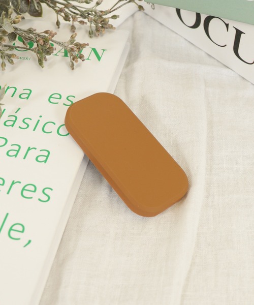 emesuelee（エメスーリー）の「スマホグリップ　スマホスタンド（スマホグッズ・レディース・ブラウン/ブルー/ピンク・フリー）」の5枚目の写真