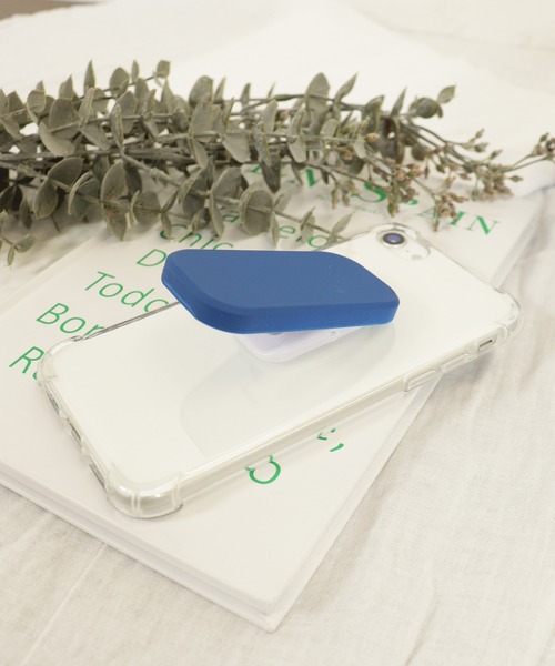 emesuelee（エメスーリー）の「スマホグリップ　スマホスタンド（スマホグッズ・レディース・ブラウン/ブルー/ピンク・フリー）」の9枚目の写真