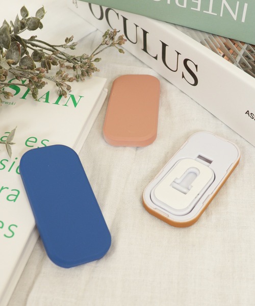 emesuelee（エメスーリー）の「スマホグリップ　スマホスタンド（スマホグッズ・レディース・ブラウン/ブルー/ピンク・フリー）」の15枚目の写真