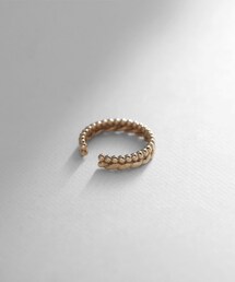 COCOSHNIK（ココシュニック）の「K10丸玉×縄目 イヤーカフ（イヤーカフ）」