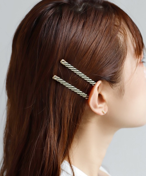 ANEMONE（アネモネ）の「デザイン紐ヘアピン[2本セット]（ヘアピン・レディース・グリーン/アイボリー/グレー/ブラック・FREE）」の4枚目の写真