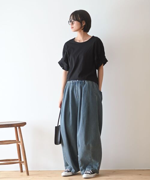 rps(アールピーエス)の「タックスリーブTシャツ(Tシャツ/カットソー・レディース・チャコールグレー/ブラック/オフホワイト/グレイッシュベージュ/グリーン・M/フリー)」の13枚目の写真