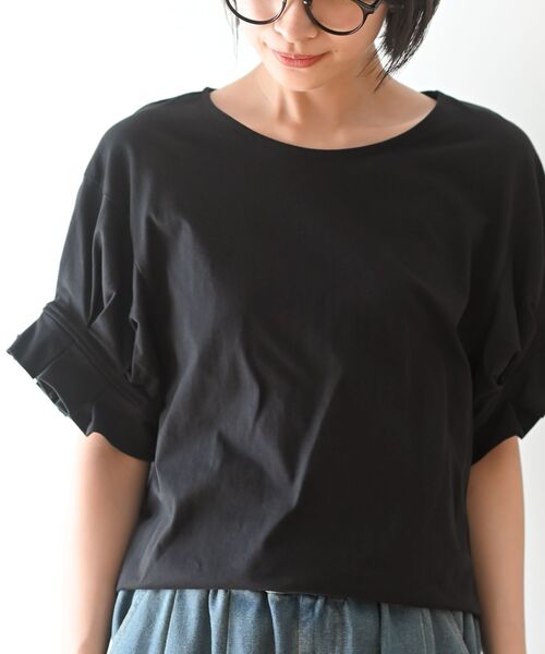 rps(アールピーエス)の「タックスリーブTシャツ(Tシャツ/カットソー・レディース・チャコールグレー/ブラック/オフホワイト/グレイッシュベージュ/グリーン・M/フリー)」の20枚目の写真