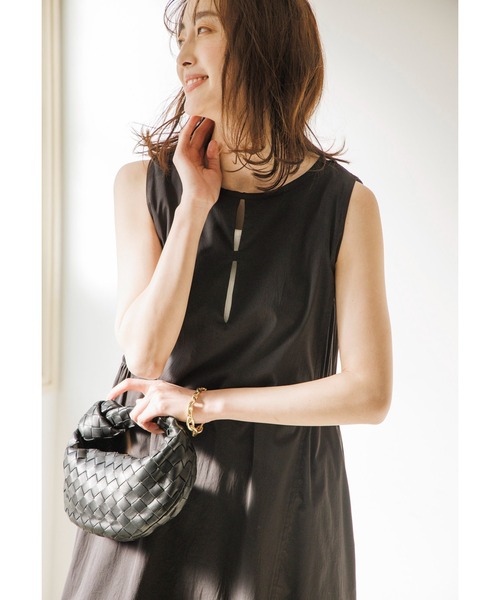 Emma Taylor（エマテイラー）の「サイドギャザーロングフレアワンピース（ワンピース・レディース・ブラック/サックスブルー/イエロー/オレンジ・FREE）」の7枚目の写真