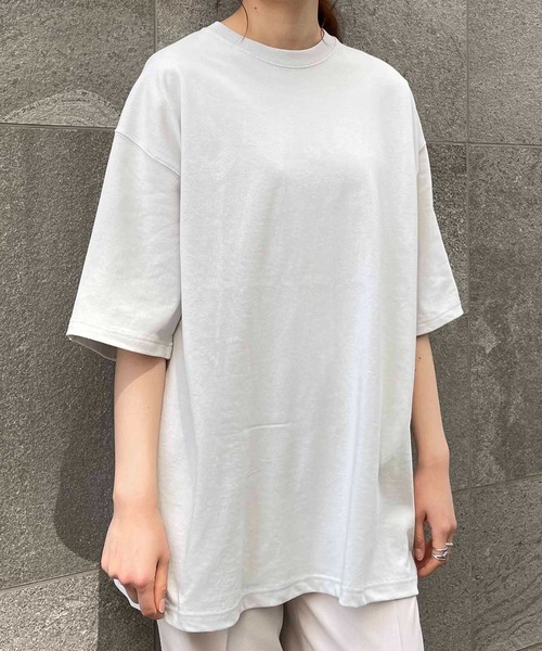 United Athle（ユナイテッドアスレ）の「United Athle/ 9.1オンス マグナムウェイト ビッグシルエット Tシャツ / 4411-01（Tシャツ/カットソー・メンズ・ナチュラル/ライトブルー/ブラック/カーキ/ライトグレー/ホワイト・MEDIUM/LARGE/X-LARGE）」の18枚目の写真