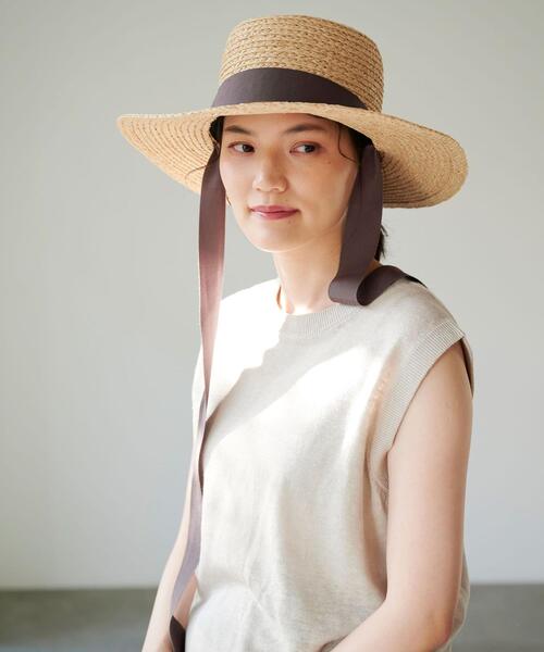 green label relaxing(グリーンレーベルリラクシング)の「【矢野未希子さん着用】ラフィア 2WAY リボン ハット(ハット・レディース・ブラック/ベージュ・FREE)」の2枚目の写真