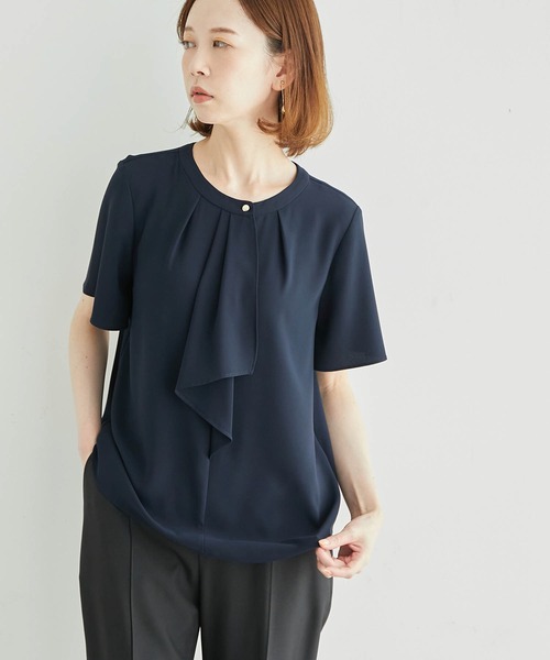 ROPE' PICNIC（ロペピクニック）の「【WEB限定カラー:ベージュ,ピンク】ボウタイフウタックハーフスリーブ（シャツ/ブラウス・レディース・チャコールグレー/ホワイト/ベージュ/ネイビー/ラベンダー/ピンク・38）」の5枚目の写真