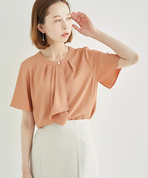 ROPE' PICNIC（ロペピクニック）の「【WEB限定カラー:ベージュ,ピンク】ボウタイフウタックハーフスリーブ（シャツ/ブラウス・レディース・チャコールグレー/ホワイト/ベージュ/ネイビー/ラベンダー/ピンク・38）」の6枚目の写真