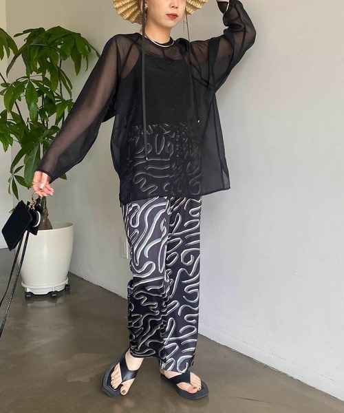 CAPRICIEUX LE'MAGE（カプリシューレマージュ）の「ART柄イージーパンツ（その他パンツ・レディース・ブラック/グリーン・FREE）」の15枚目の写真