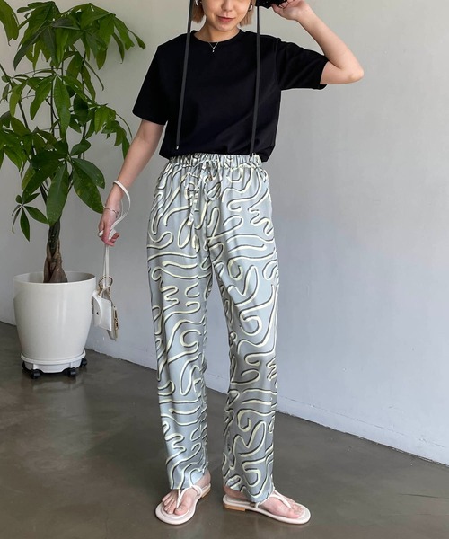 CAPRICIEUX LE'MAGE（カプリシューレマージュ）の「ART柄イージーパンツ（その他パンツ・レディース・ブラック/グリーン・FREE）」の9枚目の写真