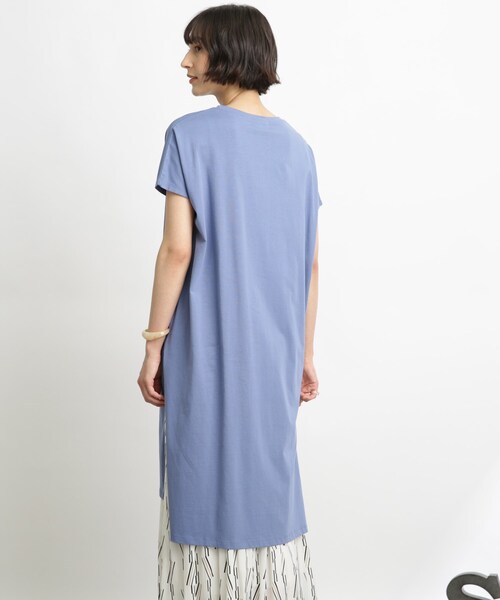 SHOO・LA・RUE(シューラルー)の「◆【接触冷感/洗濯機可】スリット タックスリーブワンピース(ワンピース・レディース・ホワイト系/ブラック/オリーブ/ピンク系/ブルー・02/03)」の9枚目の写真