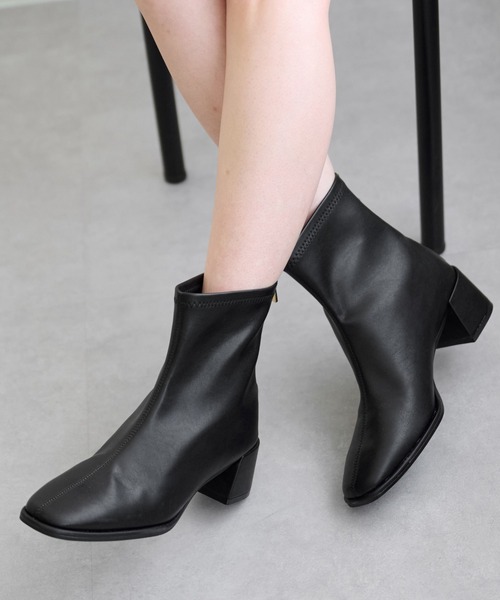 COLONY 2139(コロニートゥーワンスリーナイン)の「ストレッチショートブーツ(ブーツ・レディース・ブラック/ブラウン/アイボリー・SMALL/MEDIUM/LARGE)」の3枚目の写真