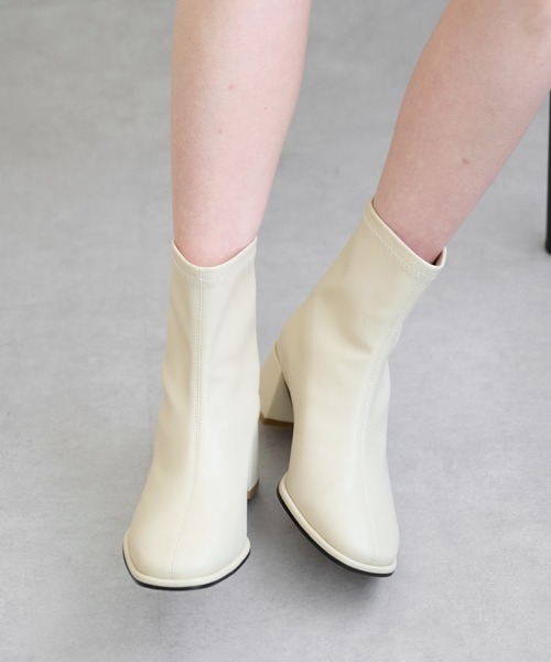 COLONY 2139(コロニートゥーワンスリーナイン)の「ストレッチショートブーツ(ブーツ・レディース・ブラック/ブラウン/アイボリー・SMALL/MEDIUM/LARGE)」の9枚目の写真