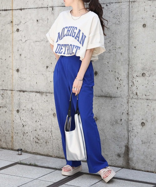 HONEYSUCKLE ROSE（ハニーサックルローズ）の「【HONEYSUCKLE ROSE】カレッジビッグロゴＴシャツ（Tシャツ/カットソー・レディース・ホワイト/グリーン/ダークグレー/ライトベージュ・M/L）」の14枚目の写真