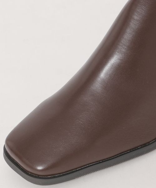 mysty woman(ミスティウーマン)の「レディライクロングブーツ 122775(ブーツ・レディース・ブラック/ブラウン/グレイッシュベージュ・MEDIUM/LARGE)」の5枚目の写真