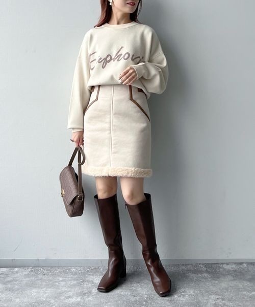 mysty woman(ミスティウーマン)の「レディライクロングブーツ 122775(ブーツ・レディース・ブラック/ブラウン/グレイッシュベージュ・MEDIUM/LARGE)」の14枚目の写真