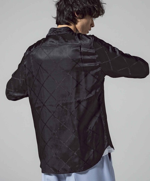 VIKTOR&ROLF(ヴィクター&ロルフ)の「VIKTOR&ROLF(ヴィクター&ロルフ)クロスロゴシャツ/FRILLED LONGSLEEVE(シャツ/ブラウス・メンズ・ブラック・46/48/50)」の14枚目の写真
