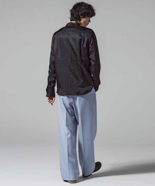 VIKTOR&ROLF(ヴィクター&ロルフ)の「VIKTOR&ROLF(ヴィクター&ロルフ)クロスロゴシャツ/FRILLED LONGSLEEVE(シャツ/ブラウス・メンズ・ブラック・46/48/50)」の6枚目の写真