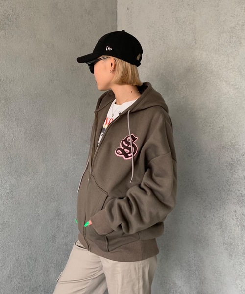 SHAGGIE(シャギー)の「裏起毛サガラ刺繍フロントZIPパーカー(パーカー・レディース・グレー/ブラック/カーキ/ブラウン・FREE)」の9枚目の写真