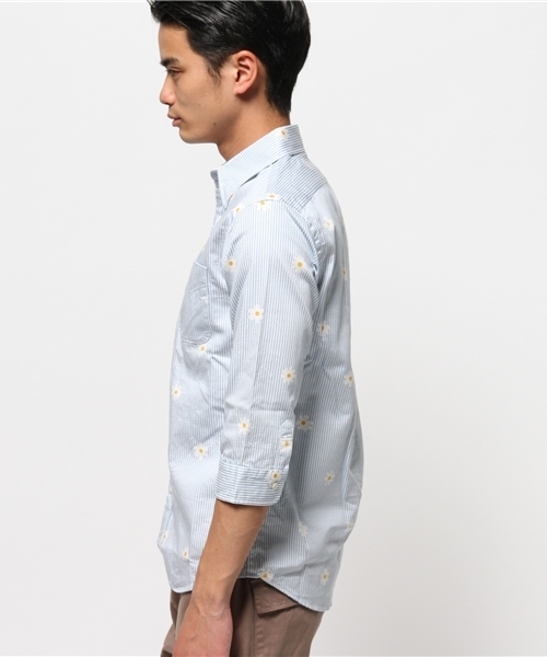 SHIPS GENERAL SUPPLY(シップスジェネラルサプライ)の「SHIPS GENERAL SUPPLY(シップス ジェネラルサプライ): フラワープリント 7スリーブシャツ■(シャツ/ブラウス・メンズ・ホワイト/オフホワイト/ナチュラル/ネイビー/ストーン/ブルー系その他/ホワイト×ブルー/ダークブルー/ブルー・X-LARGE/MEDIUM/SMALL/LARGE)」の17枚目の写真