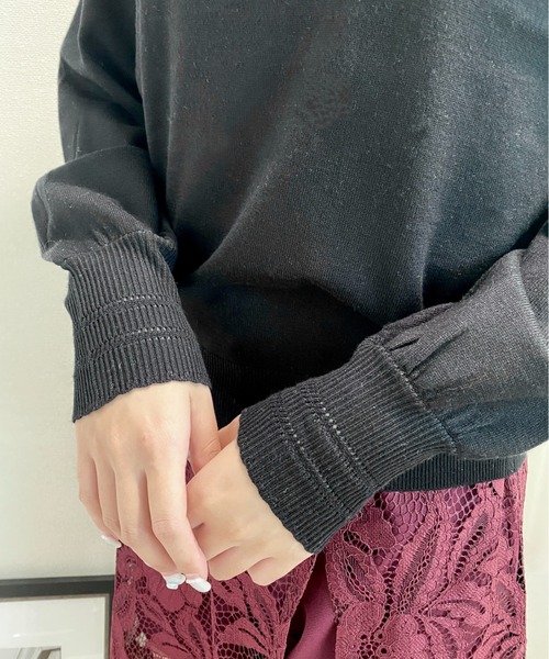 CECIL McBEE（セシルマクビー）の「3連パール付きプルオーバー（ニット/セーター・レディース・ライトグレー/ピンク/イエロー/ブラック/オフホワイト/ブルー・MEDIUM）」の15枚目の写真
