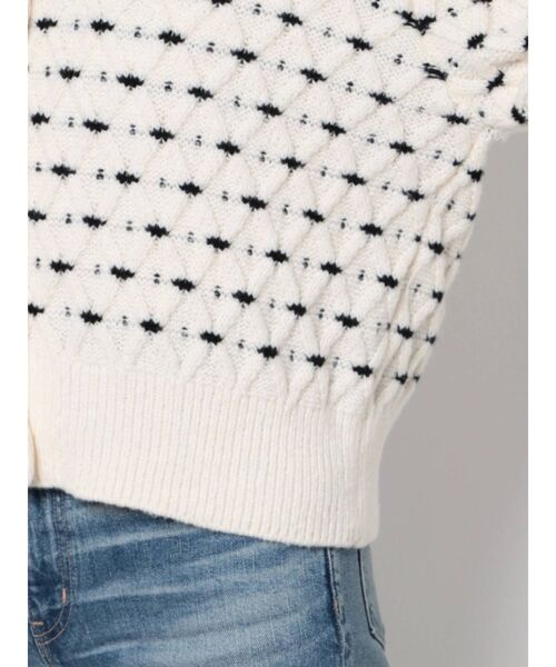 CALNAMUR（カルナムール）の「パールボタンニットカーディガン（カーディガン/ボレロ・レディース・イエロー/ブルー/アイボリー・FREE）」の14枚目の写真