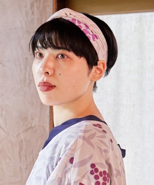 カヤ（カヤ）の「【カヤ】南天ヘアバンド（ヘアバンド・レディース・キナリ/グリーン系その他/ブルー系その他・FREE）」の6枚目の写真