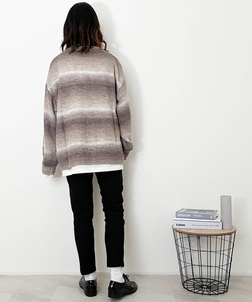 Ritzy（リッツィー）の「グラデーションボーダーボリューム袖カーディガン レディース メンズ（カーディガン/ボレロ・メンズ・グリーン/レインボー/ベージュ/ブラック・LARGE/X-LARGE/MEDIUM）」の14枚目の写真