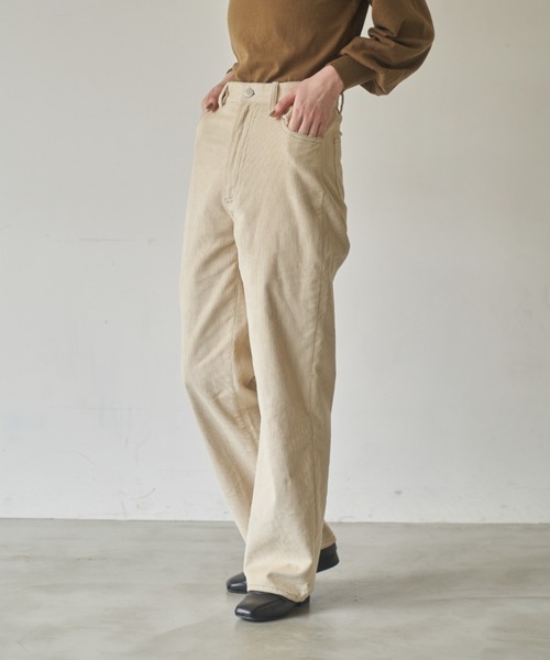 idem（イデム）の「【ZOZOTOWN限定】corduroy ufufu pants/コーデュロイストレートパンツ【Sサイズ展開あり】（その他パンツ・レディース・アイボリー/カーキ・SMALL/MEDIUM/LARGE）」の14枚目の写真