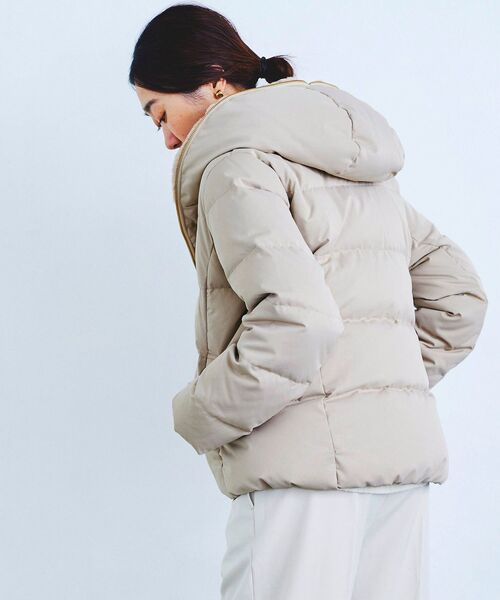 le.coeur blanc（ルクールブラン）の「ファーフードショートダウン（ダウンジャケット/コート・レディース・ベージュ/モカ/ブラック/ピンクベージュ・40/38/36）」の9枚目の写真