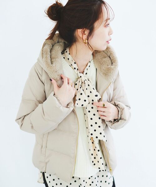 le.coeur blanc（ルクールブラン）の「ファーフードショートダウン（ダウンジャケット/コート・レディース・ベージュ/モカ/ブラック/ピンクベージュ・40/38/36）」の15枚目の写真