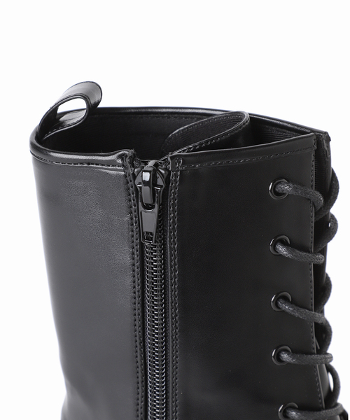 B.C STOCK(ベーセーストック)の「レースアップブーツ*(ブーツ・レディース・ブラック/アイボリー・SMALL/MEDIUM/LARGE)」の3枚目の写真