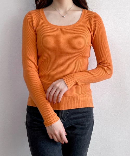 yuue' ( wear )(ユーイ)の「シンプルニットトップス(ニット/セーター・レディース・ブラック/オレンジ/ホワイト・FREE)」の2枚目の写真