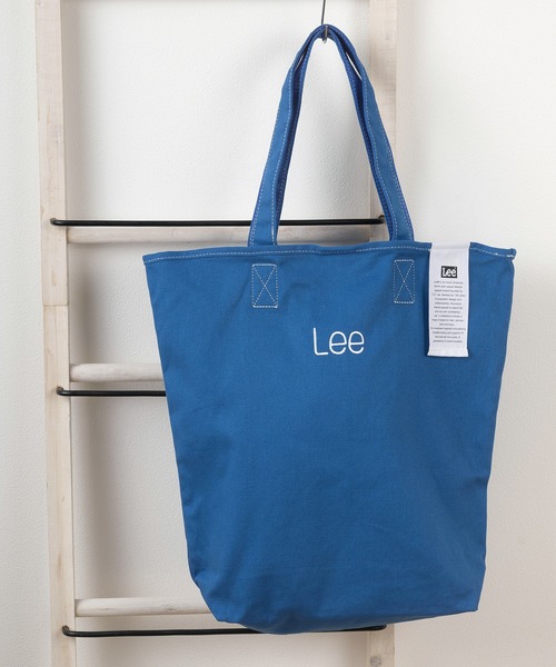 Lee(リー)の「【Lee/リー】ワンポイント刺繍 ヴィヴィットカラー キャンバストートバッグ/エコバッグ(トートバッグ・レディース・ブラック/オフホワイト/レッド/ピンク/グリーン/ブルー/マスタード・ONE SIZE)」の4枚目の写真