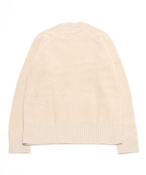 Johnstons of Elgin（ジョンストンズオブエルガン）の「JOHNSTONS / カシミヤクルーネックニット（ニット/セーター・メンズ・ベージュ・X-SMALL）」の2枚目の写真