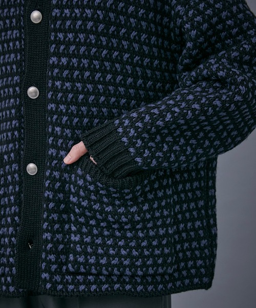 PUBLIC TOKYO（パブリックトウキョウ）の「バーズアイビッグニットブルゾン（ブルゾン・メンズ・グレー/ネイビー・FREE）」の5枚目の写真