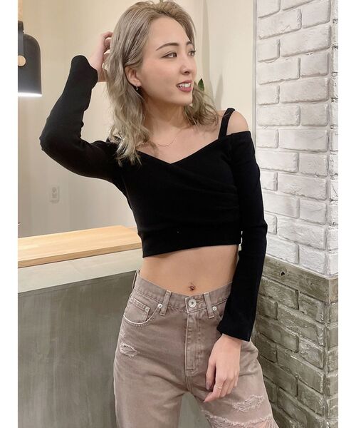 GYDA（ジェイダ）の「2WAYカシュクールデザイン オフショルトップス（Tシャツ/カットソー・レディース・グリーン/ブラック/オフホワイト・FREE）」の5枚目の写真